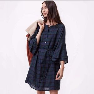 ❌SOLD❌ 🍇 LOFT Plaid Bell Sleeve Shirt Dress 🍇